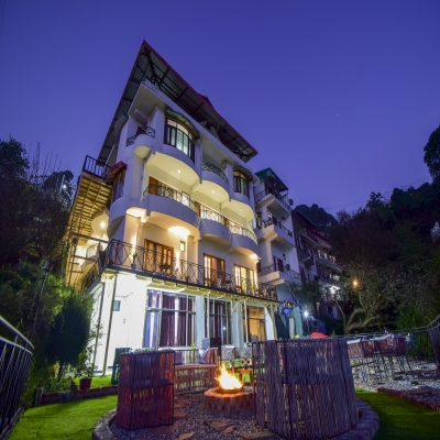 Dreamland  Luxury Homestay